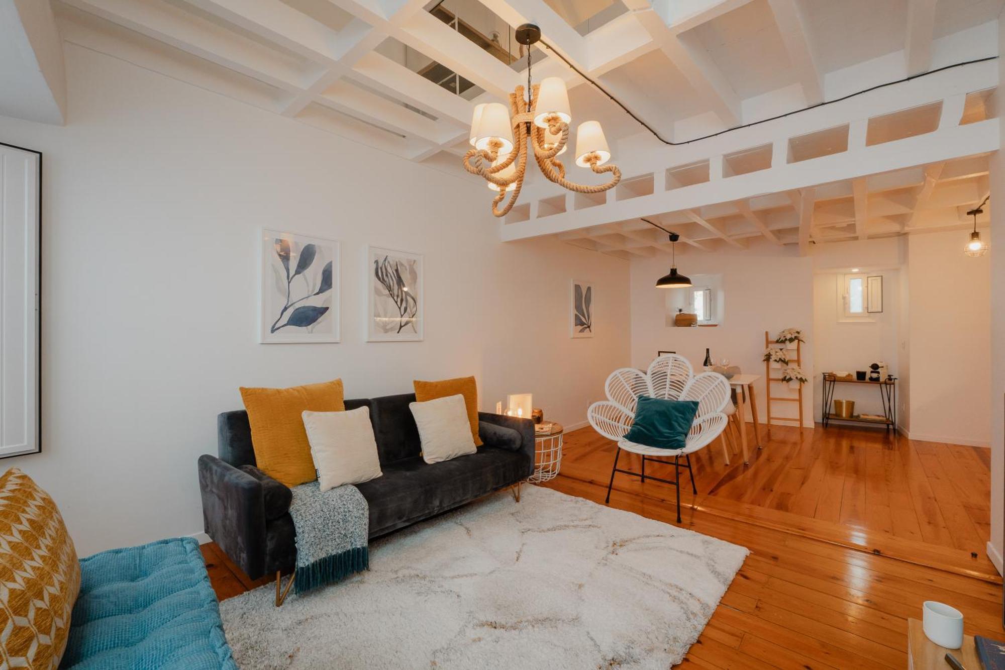Апартаменти Stylish Getaway In A Mezzanine Flat By The Castle Лісабон Екстер'єр фото