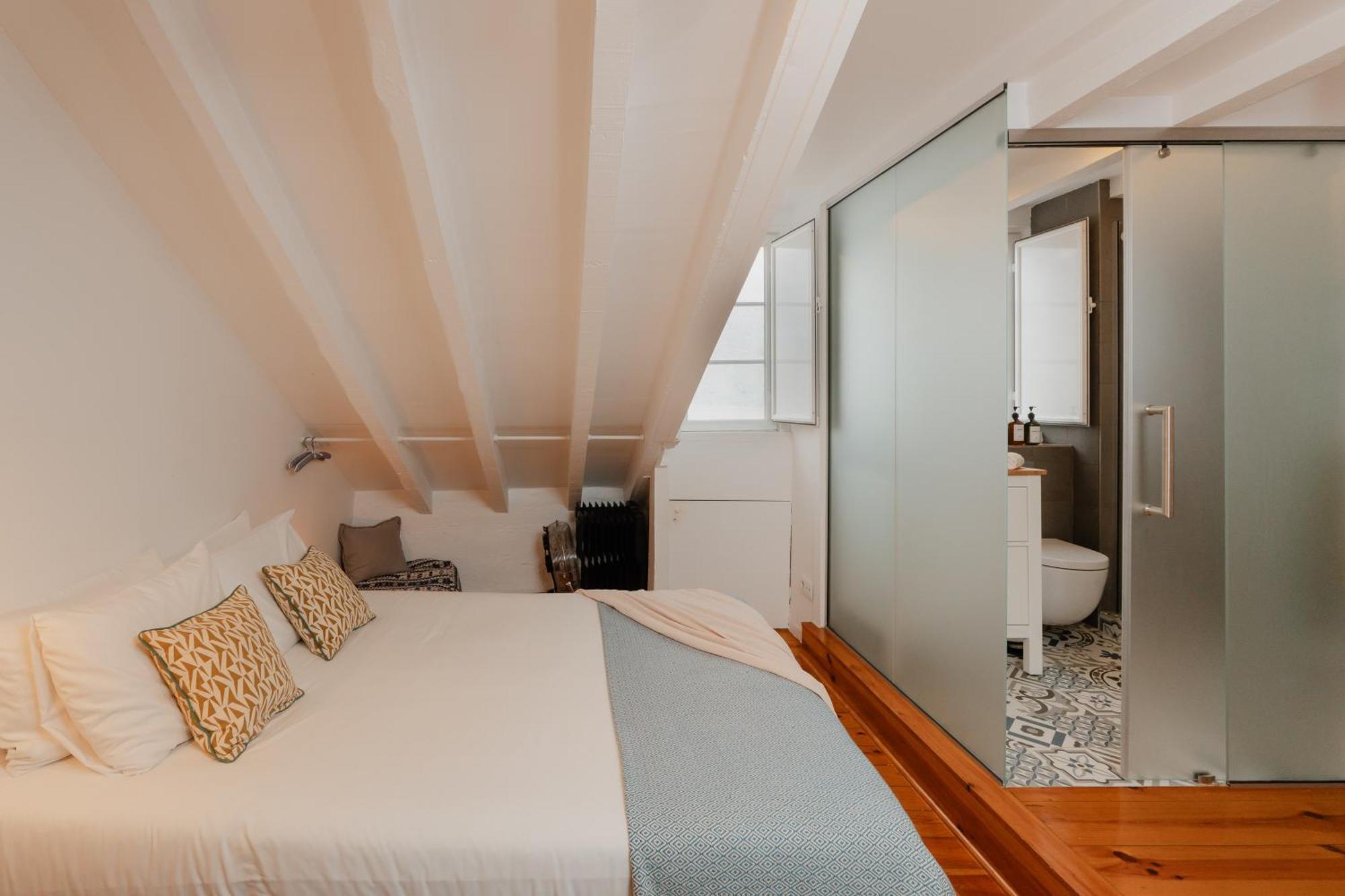 Апартаменти Stylish Getaway In A Mezzanine Flat By The Castle Лісабон Екстер'єр фото